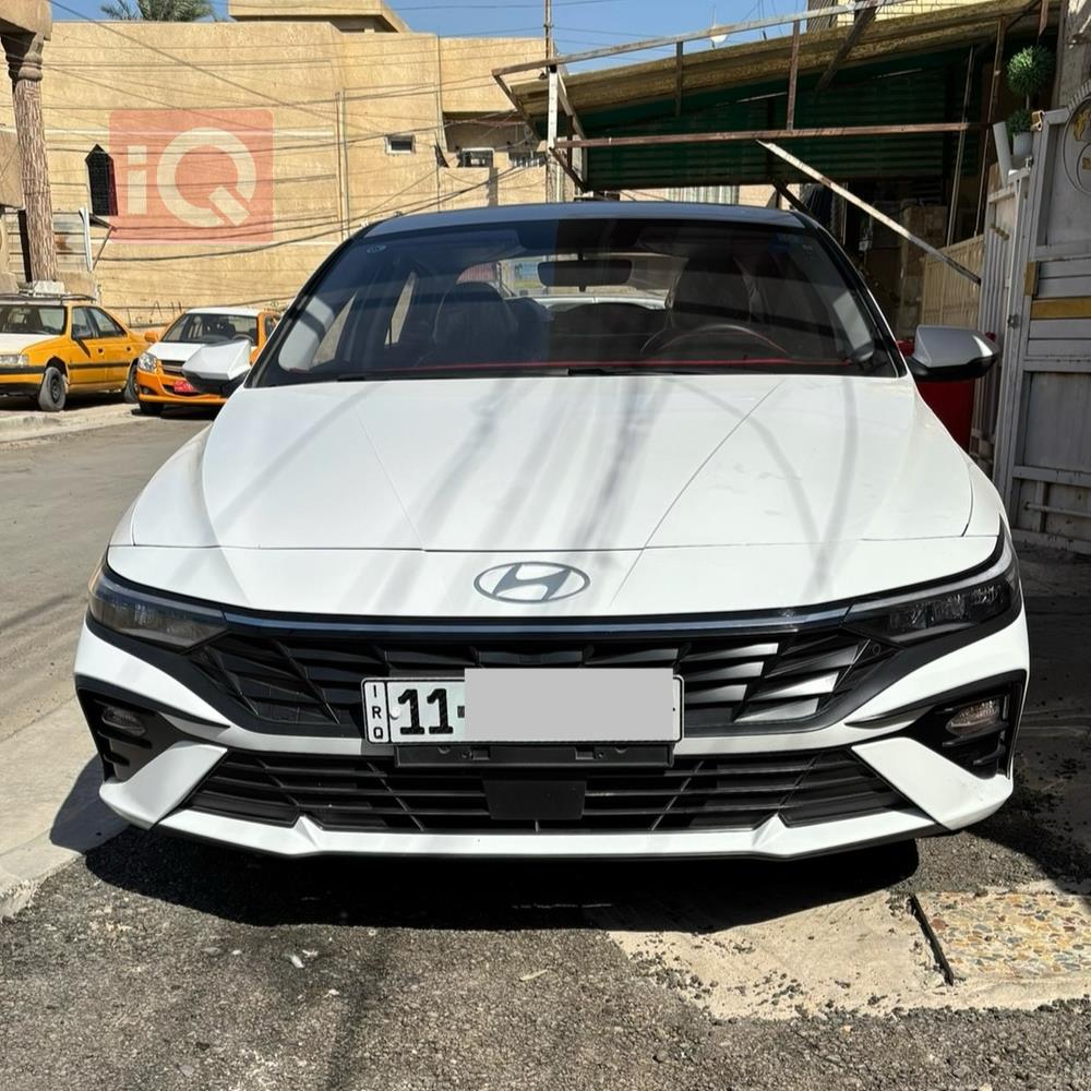 Hyundai Elantra